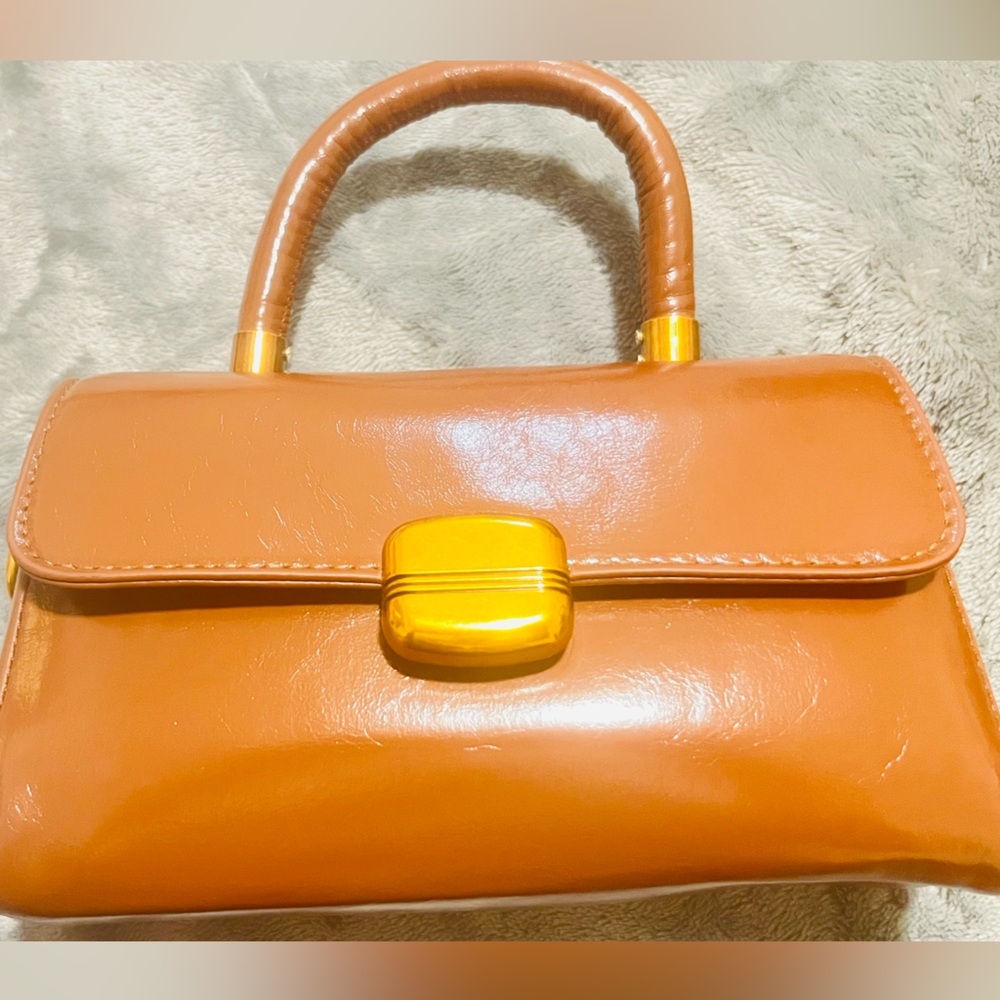 Classic Structured Tan Top-Handle Bag